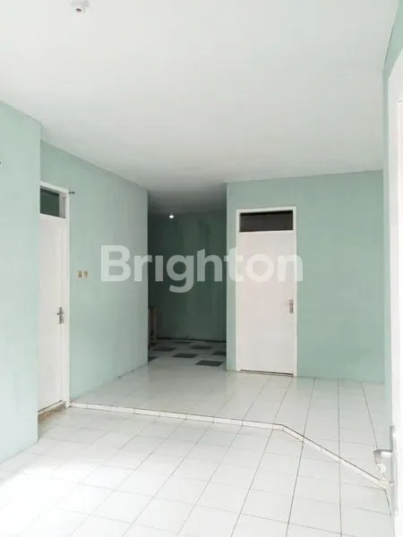 image RUMAH TERAWAT COCOK UNTUK KELUARGA KECIL DI CIKOLE SUKABUMI (2)