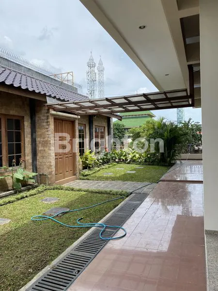 image RUMAH JARANG ADA DI JL NGINDEN INTAN RAYA SURABAYA DEKAT MERR (8)