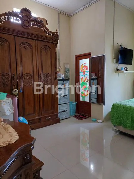 image CANTIK LOKASI STRATEGIS TENGAH KOTA (2)