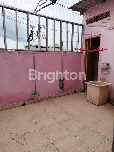 image CANTIK LOKASI STRATEGIS TENGAH KOTA (6)