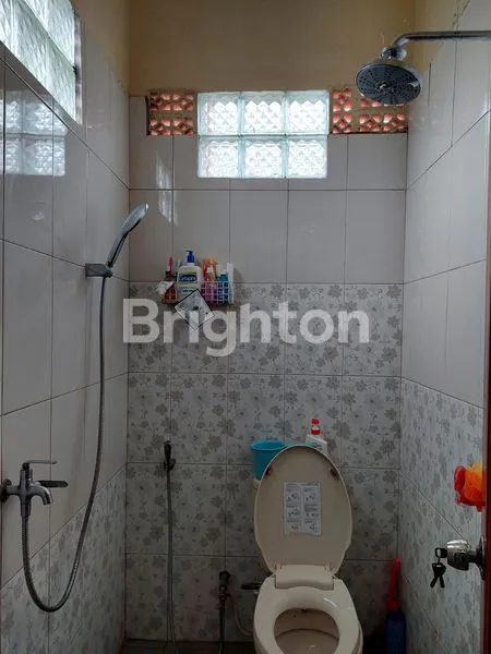 image CANTIK LOKASI STRATEGIS TENGAH KOTA (5)