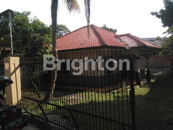 image MURAH!!! RUMAH ASRI, NYAMAN, STRATEGIS BANGUNAN DAN LAHAN LUAS (2)