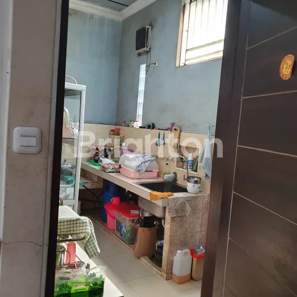 image RUMAH HARAPAN INDAH SUDAH RENOVASI SANGAT SIAP HUNI LOKASI STRATEGIS BEBAS BANJIR LINGKUNGAN RAPIH ROW JALAN BESAR (8)
