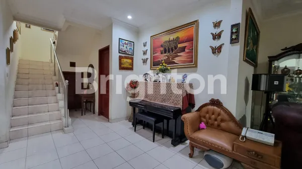 image TURUN HARGA!! RUMAH 2 LANTAI HARAPAN INDAH BERKUALITAS DENGAN LOKASI STRATEGIS, NYAMAN DAN AMAN (6)