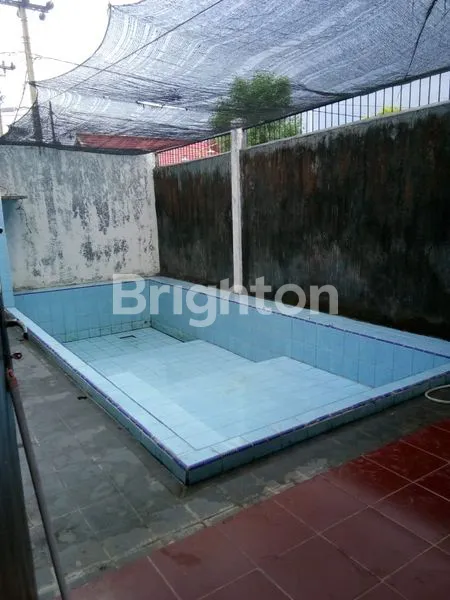 image RUMAH HOOK DI PESONA PERMATA GADING SIDOARJO ADA MINI POOLNYA DAN ROW JL LEBAR (4)