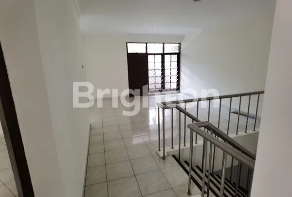 image RUMAH TAMAN ARIES (4)