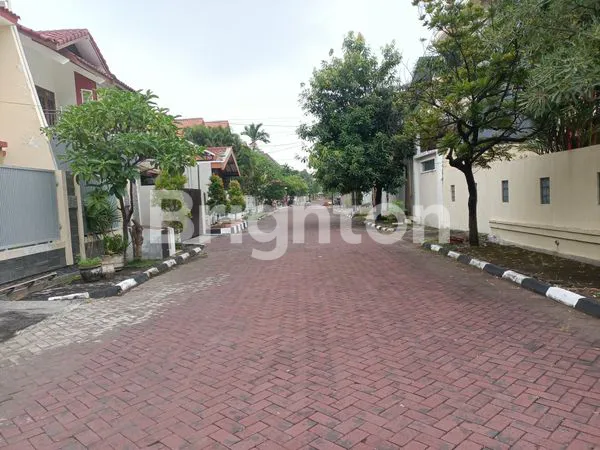 image RUMAH HOOK KONSEP KAYU LOKASI PRAPEN SURABAYA (5)