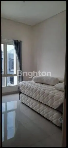 image RUMAH 2 LANTAI CANTIK BERSIH NYAMAN (6)