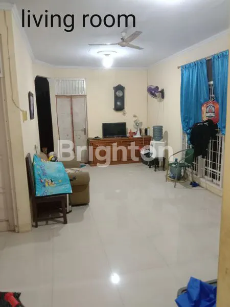 image RUMAH BAGUS SIAP HUNI DENGAN HALAMAN YG CUKUP LUAS DEKAT TOL (4)