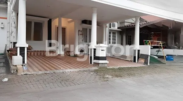 image RUMAH CANTIK SEMI FURNISH DI DALAM CLUSTER PERUMAHAHAN ELIT (1)
