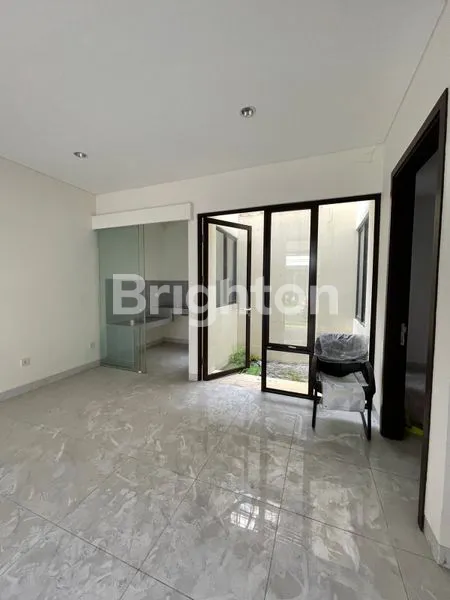 image RUMAH SIAP HUNI KAWASAN LAVON SWAN CITY TANGERANG (3)