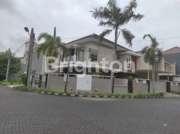 image BARU HOOK RUMAH DI PERUMAHAN ELIT ARAYA DEKAT RAYA MERR SURABAYA (1)