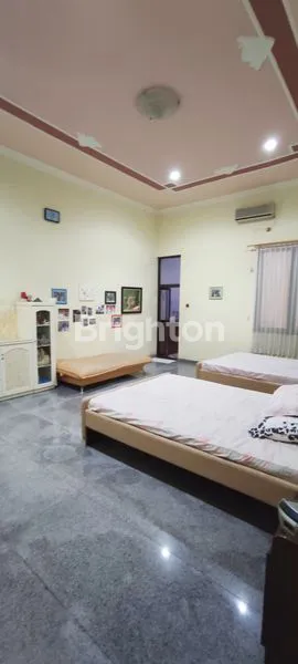 image RUMAH MEWAH, BEKAS TOKO EMAS, NOL JALAN MERDEKA, BLITAR (4)