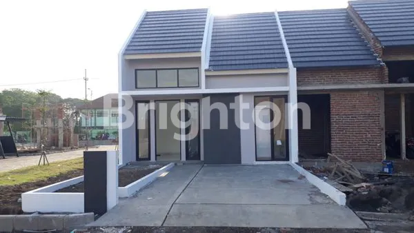 image RUMAH BARU GRESS TAMAN SUKODONO RAYA  (1)