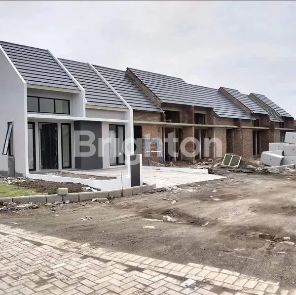 image RUMAH BARU GRESS TAMAN SUKODONO RAYA  (3)