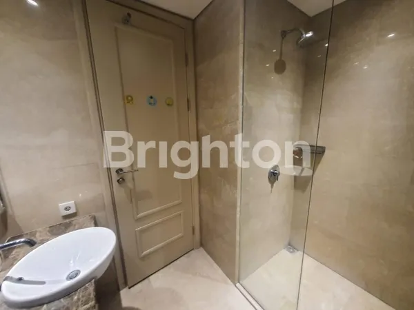 image APARTEMEN BARU GRESS MINIMALIS FULL INTERIOR MEWAH ONE ICON TUNJUNGAN PLAZA (7)