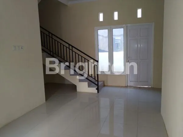 image RUMAH CANTIK 2 LANTAI SIAP HUNI DI BULUSAN TEMBALANG DEKAT UNDIP (3)