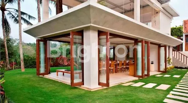 image VILLA LAHAN BESAR VIEW SAWAH DAN HUTAN (5)