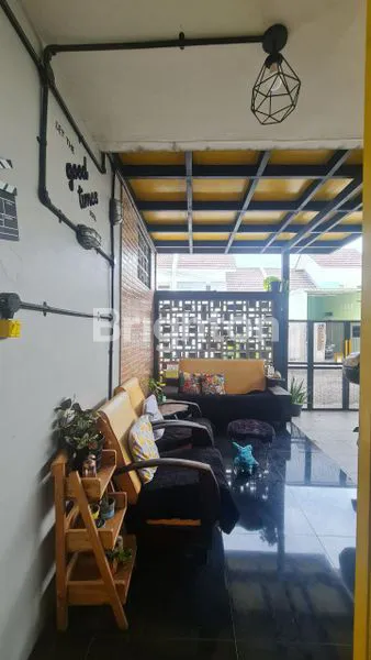 image RUMAH DI GEDANGAN SIDOARJO (1)