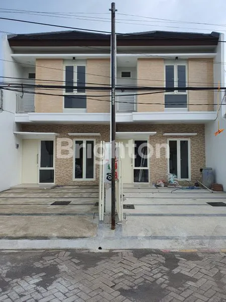 image DUA UNIT RUMAH BARU GRESSDI LEBAK INDAH UTARASURABAYA  (1)