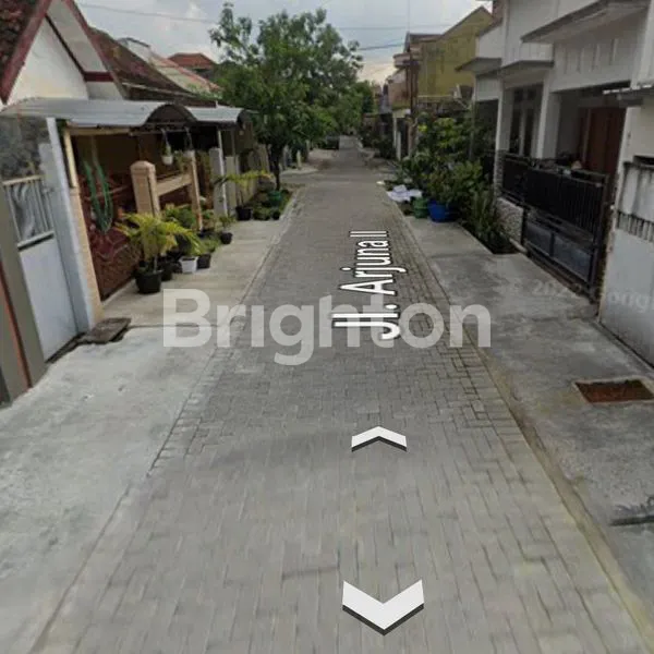 image RUMAH LAMA SUDAH RENOV GEDONGAN COLOMADU (2)