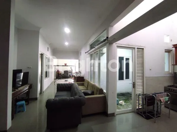 image RUMAH TERAWAT SIAP HUNI DI PONDOK TJANDRA INDAH NANAS SIDOARJO DEKAT SPORTCLUB, AKSES TOL WARU, BANDARA JUANDA, MERR, SEKOLAH PETRA ACITYA, DEKAT RUNGKUT, PURIMAS (2)