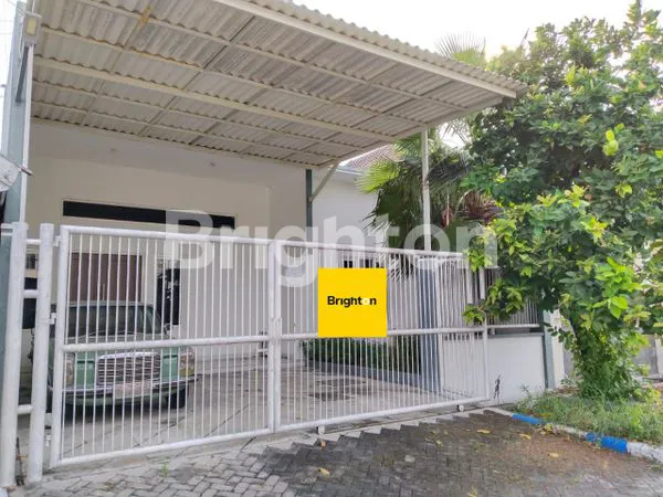 image RUMAH TERAWAT SIAP HUNI DI PONDOK TJANDRA INDAH NANAS SIDOARJO DEKAT SPORTCLUB, AKSES TOL WARU, BANDARA JUANDA, MERR, SEKOLAH PETRA ACITYA, DEKAT RUNGKUT, PURIMAS (5)