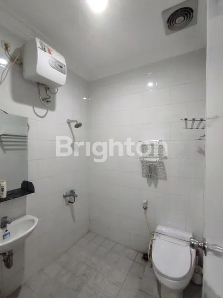 image RUMAH TERAWAT SIAP HUNI DI PONDOK TJANDRA INDAH NANAS SIDOARJO DEKAT SPORTCLUB, AKSES TOL WARU, BANDARA JUANDA, MERR, SEKOLAH PETRA ACITYA, DEKAT RUNGKUT, PURIMAS (8)