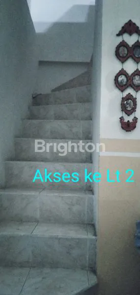 image RUMAH ASRI DI PONDOK TJANDRA INDAH SEMANGKA SIDOARJO DEKAT SPORTCLUB, AKSES TOL TAMBAK SUMUR , BANDARA JUANDA, MERR, SEKOLAH PETRA ACITYA, DEKAT RUNGKUT, PURIMAS, PONDOK CANDRA (8)