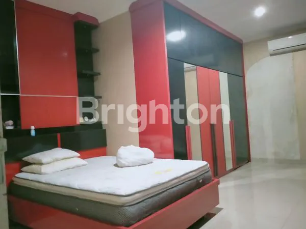 image RUMAH MEWAH FULL FURNISHED DI PUSAT KOTA (3)