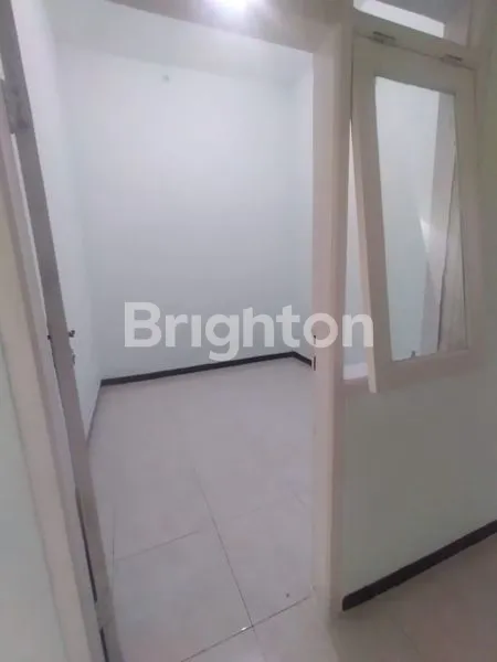 image RUMAH DIPUSAT KOTA SIDOARJO, SELANGKAH KE ALUN-ALUN KOTA (2)