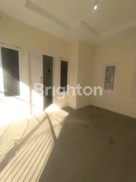 image RUMAH DIPUSAT KOTA SIDOARJO, SELANGKAH KE ALUN-ALUN KOTA (6)