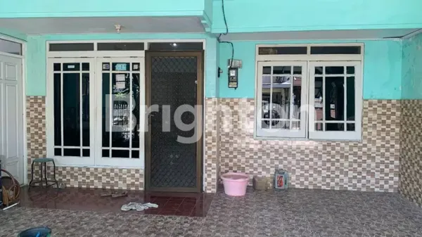 image PONDOK TJANDRA JL. NANAS RUMAH LAMA BISA NEGO BANYAK ROW JALAN TIGA MOBIL PAVING. (3)