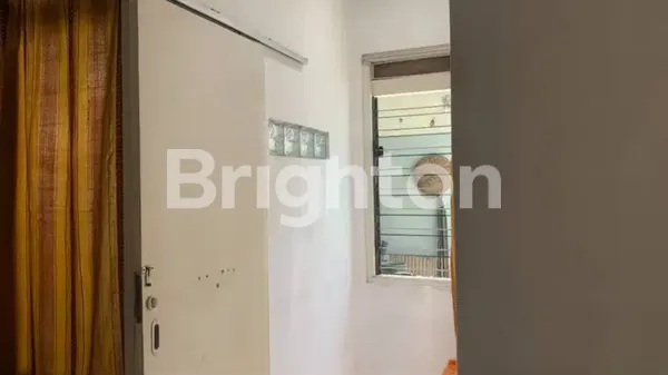 image PONDOK TJANDRA JL. NANAS RUMAH LAMA BISA NEGO BANYAK ROW JALAN TIGA MOBIL PAVING. (5)