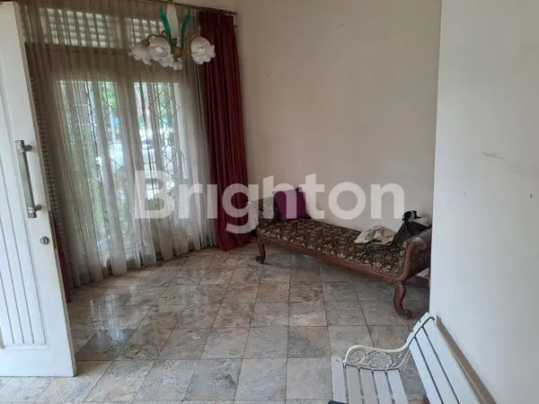 image TURUN HARGA RUMAH 2 LANTAI SIAP HUNI JATIWARINGIN ASRI JAKARTA TIMUR (5)