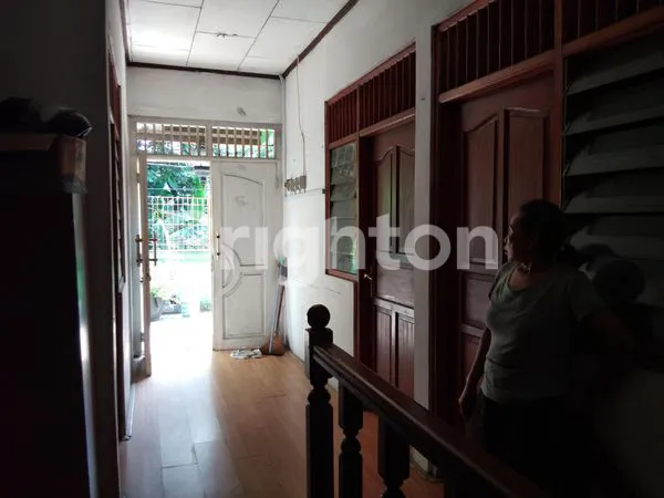 image RUMAH KEDOYA SELATAN, UK 11 X 15, 2 LANTAI, ADA 7 KAMAR, DEKAT METRO TV DAN TOL KEBON JERUK (4)