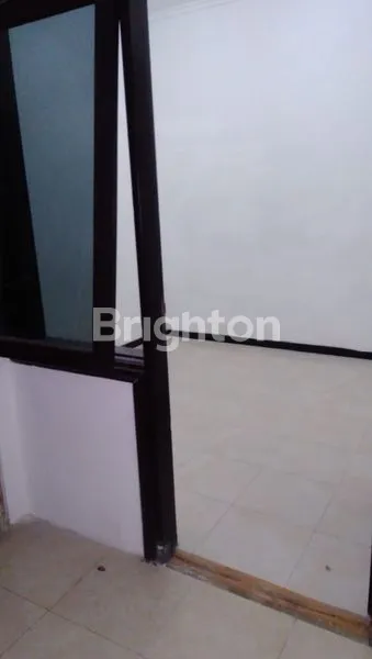 image RUMAH RAYA WIGUNA TIMUR (4)