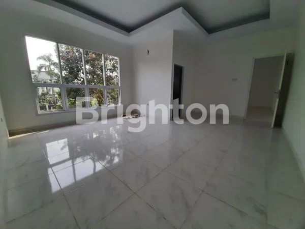 image RUMAH BARU KEMANGGISAN BEBAS BANJIR DENGAN POOL AKSES TOL KEBON JERUK (3)