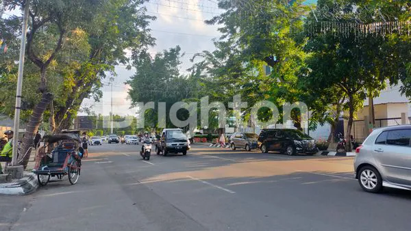 image RUKO 2 LANTAI DI JALAN UTAMA SEMARANG TENGAH (3)