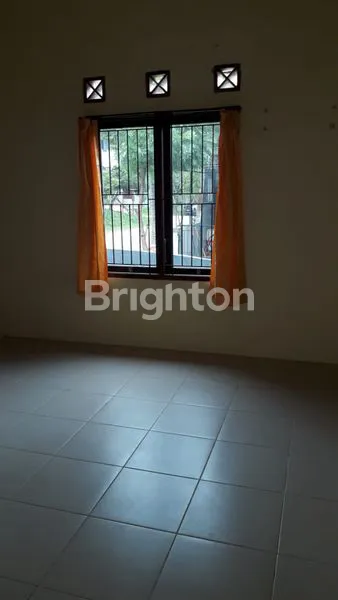 image RUMAH DIHOOK HARGA SANGAT MURAH DI TENGAH KOTA (6)