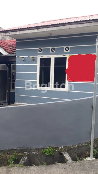 image RUMAH DIHOOK HARGA SANGAT MURAH DI TENGAH KOTA (1)