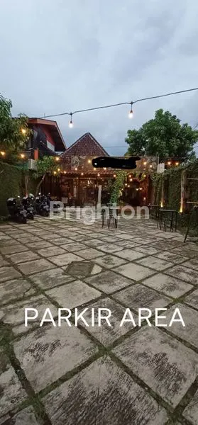 BANGUNAN EX COFFEE SHOP, DENGAN KONSEP ETNIK JAVA, SIAP DIPAKAI UNTUK USAHA KAFE DAN RESTO