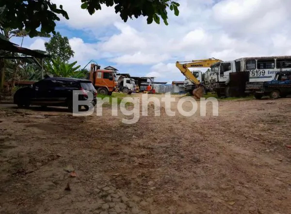 image TANAH DAN ADA BANGUNAN PINGGIR JALAN UTAMA MT HARYONO (1)