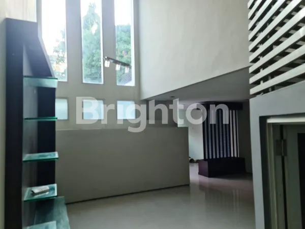 image RUMAH MEGAH JATIBENING ESTATE (6)