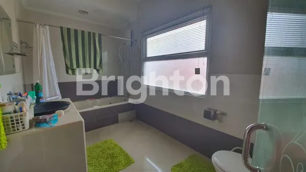 image RUMAH HOEK SIAP HUNI DI NEW GRAHA SANTIKA (3)