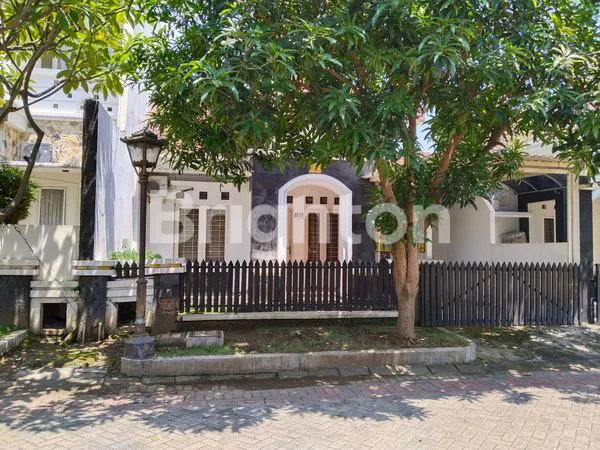 image RUMAH SIAP HUNI 1 LT DI PURIMAS REGENCY SURABAYA DEKAT SPORTCLUB, AKSES TOLL WARU, BANDARA JUANDA, MERR, UPN, TEMPAT IBADAH , SEKOLAH TERNAMA (1)