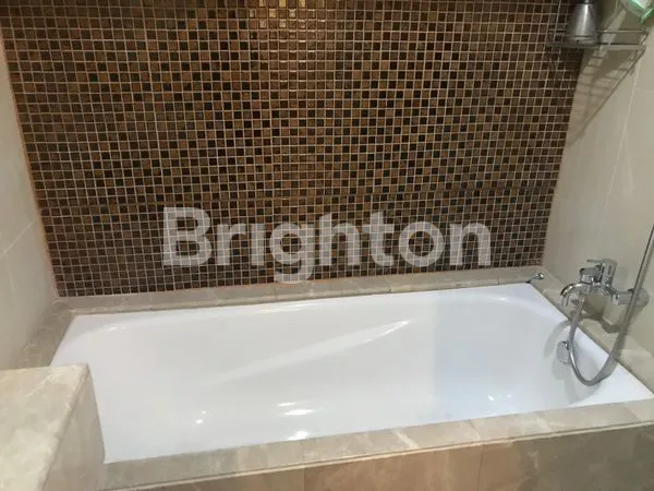 image WATER PLACE TOWER D LANTAI 28 PRIVATELIFT FULL FURNISED (7)