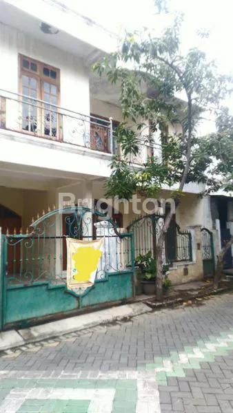 image RUMAH 2 LANTAI TENGAH KOTA SIDOARJO (1)