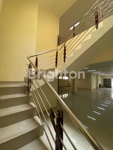 image RUKO 3 LANTAI TENGAH KOTA SEMARANG GAJAH MADA DEKAT TUGU MUDA SIMPANG LIMA (5)