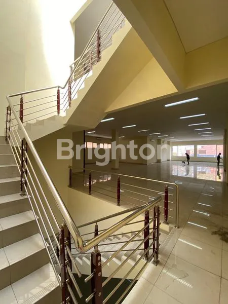 image RUKO 3 LANTAI TENGAH KOTA SEMARANG GAJAH MADA DEKAT TUGU MUDA SIMPANG LIMA (7)